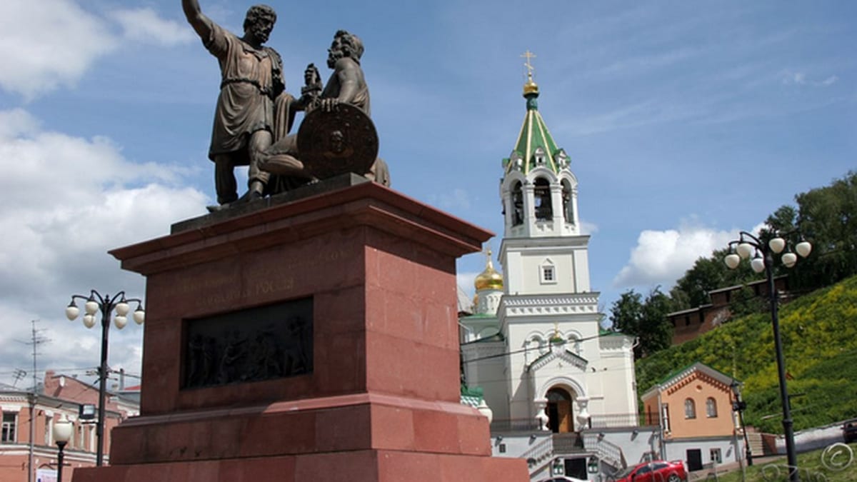 "Шкатулка с секретом - Рождественская" экскурсия по улице Рождественской