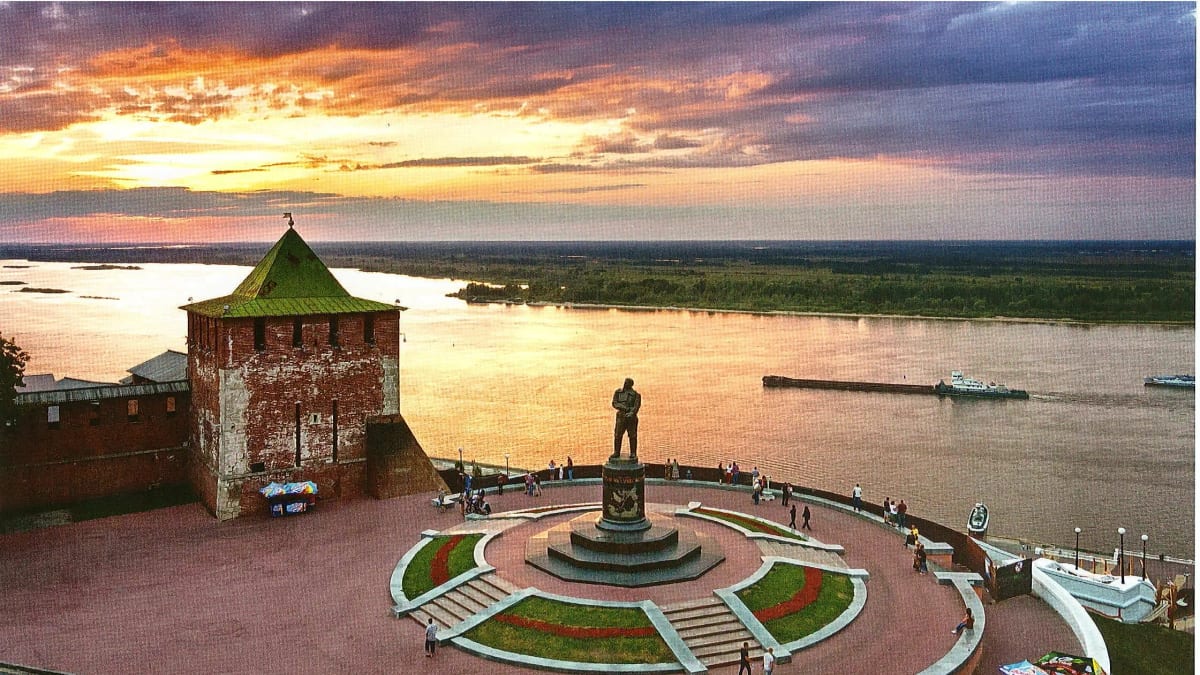    "Обзорная задорная по городу пешком"  Обзорная экскурсия по Нижнему Новгороду